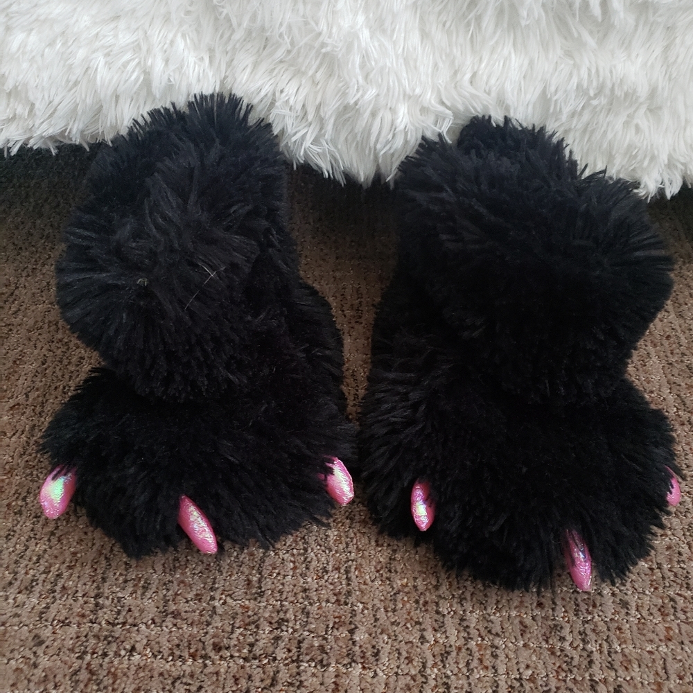 Girls animal paw slippers